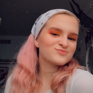 Meet your Posher, Kiley